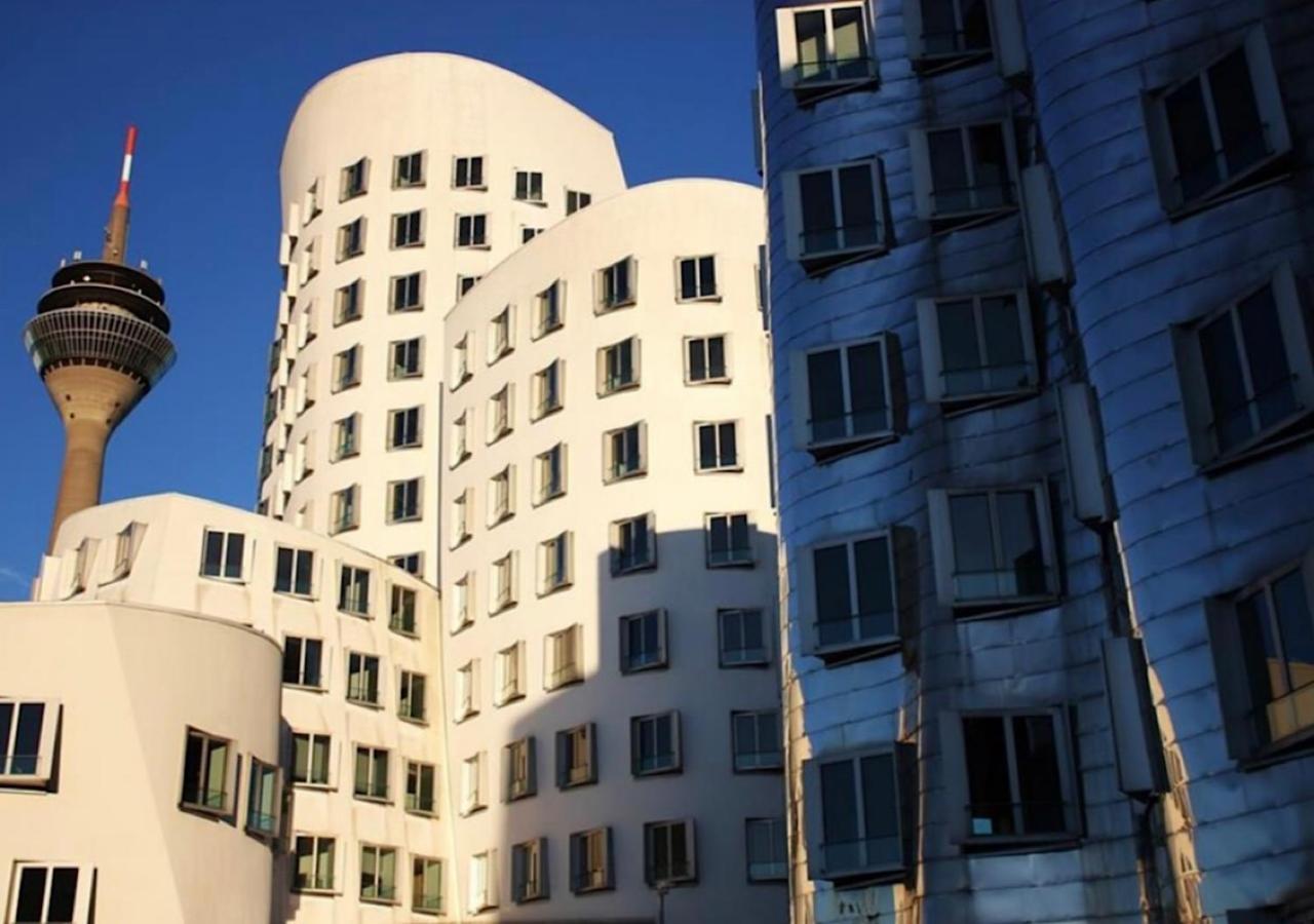 Medienhafen Apartment Direkt Am Zentrum ดุสเซลดอร์ฟ ภายนอก รูปภาพ